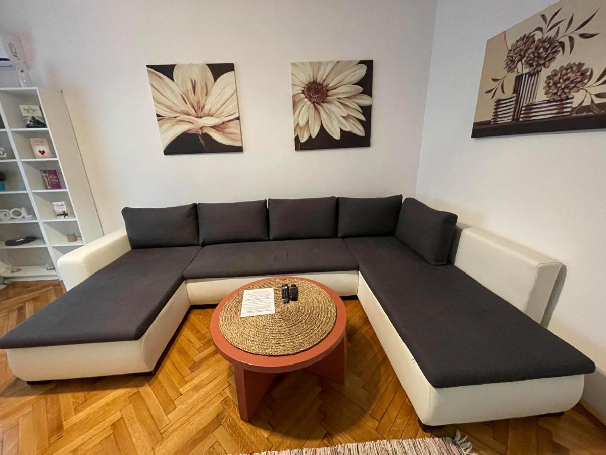 Interbellic Flat Apartman Bukarest Kültér fotó